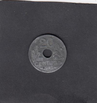 Beschrijving: 20 Centimes  HOLE  